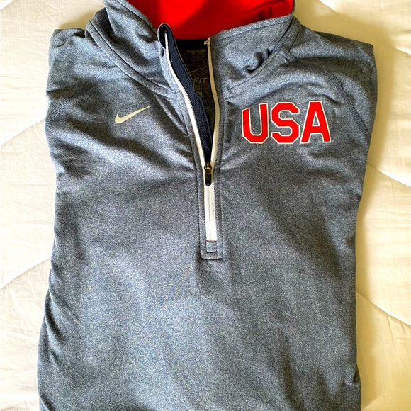 Nike USA Dri-Fit Running Performance Top - Picture 2 of 4